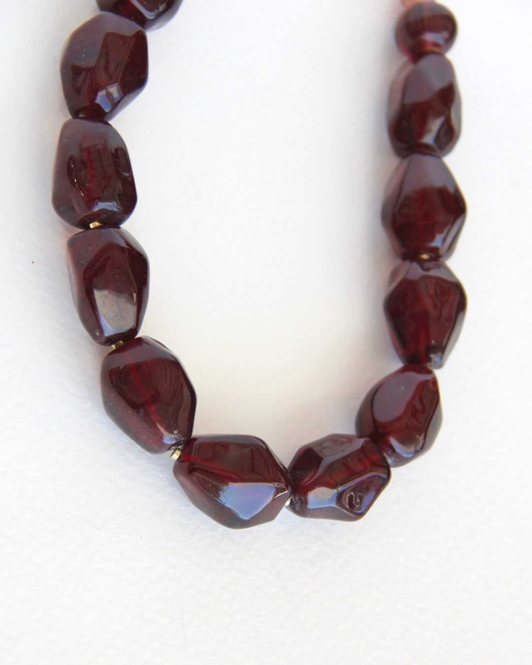 Collar burdeos