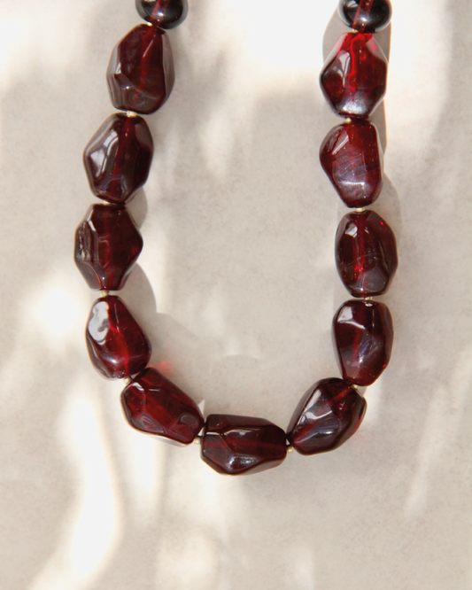 Collar burdeos