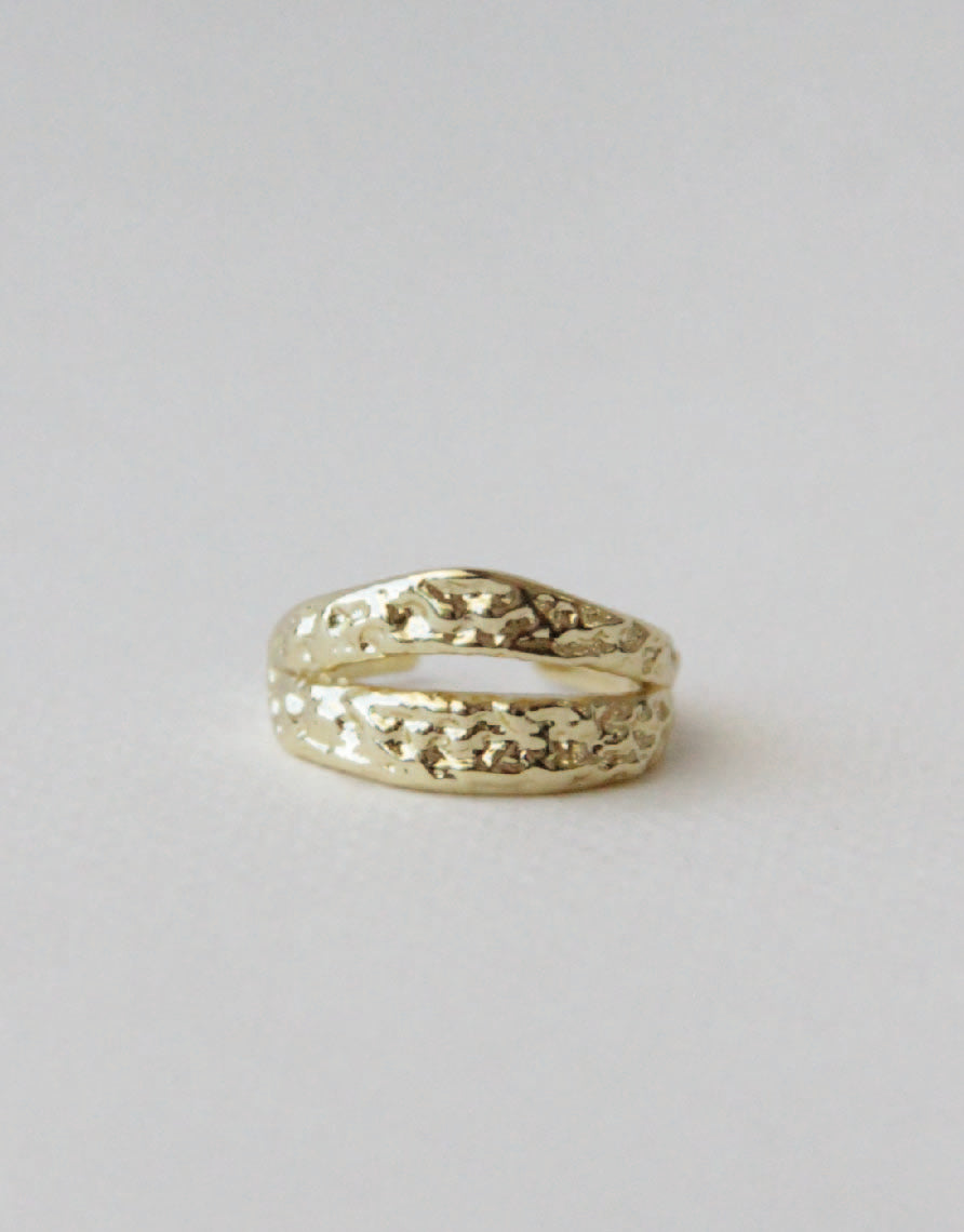Anillo Martelé