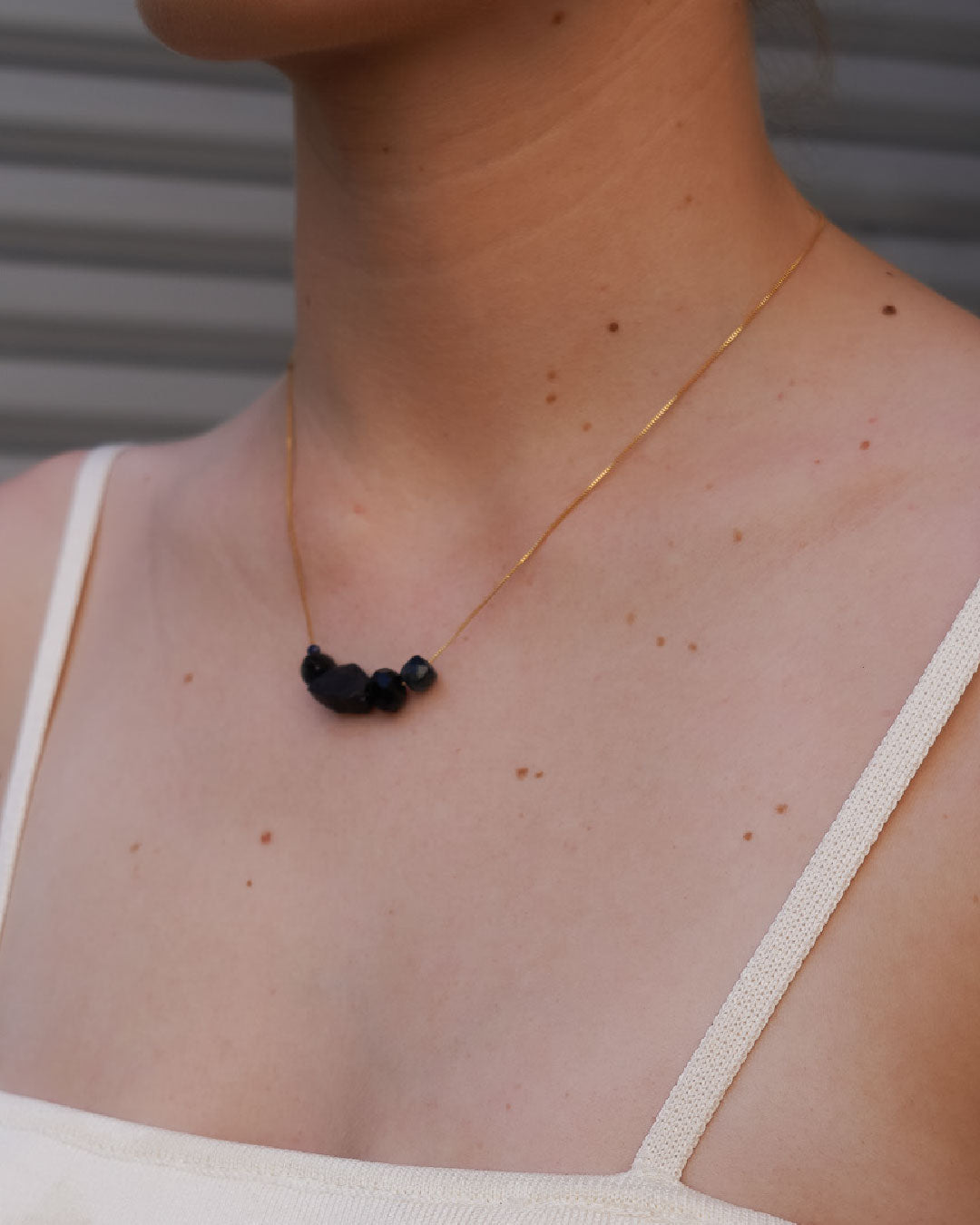 Collar Fil Doré Noir